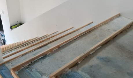 entreprise de peinture à la CAINE se charge de tout pour remettre votre escalier de niveau.r 